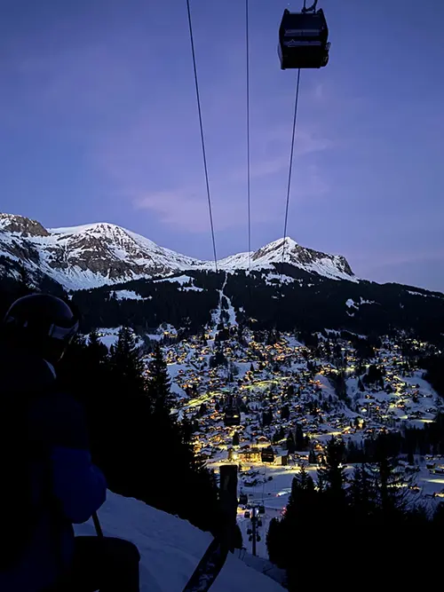 Vue montage nuit - Photo © Thibault